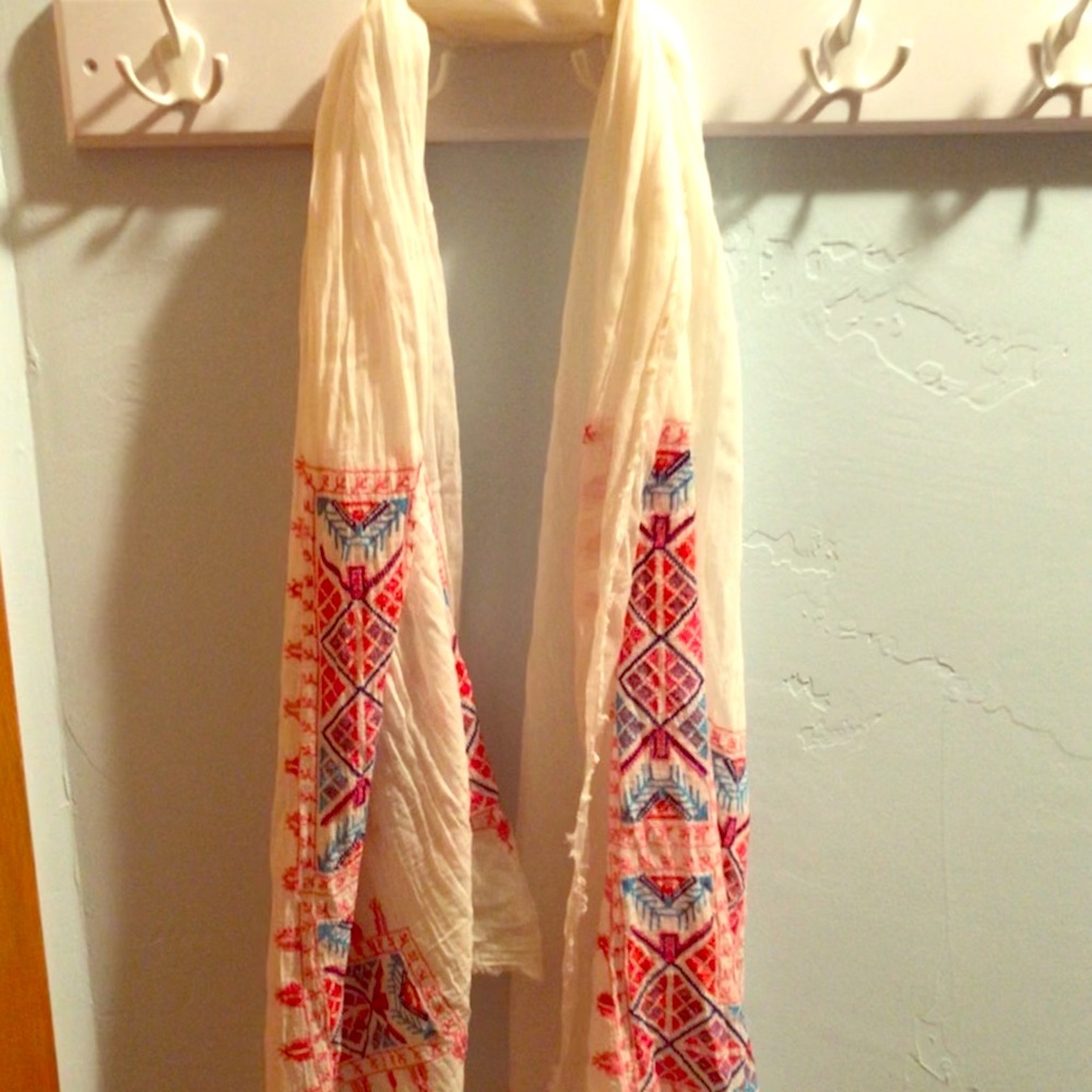 Embroidered scarf